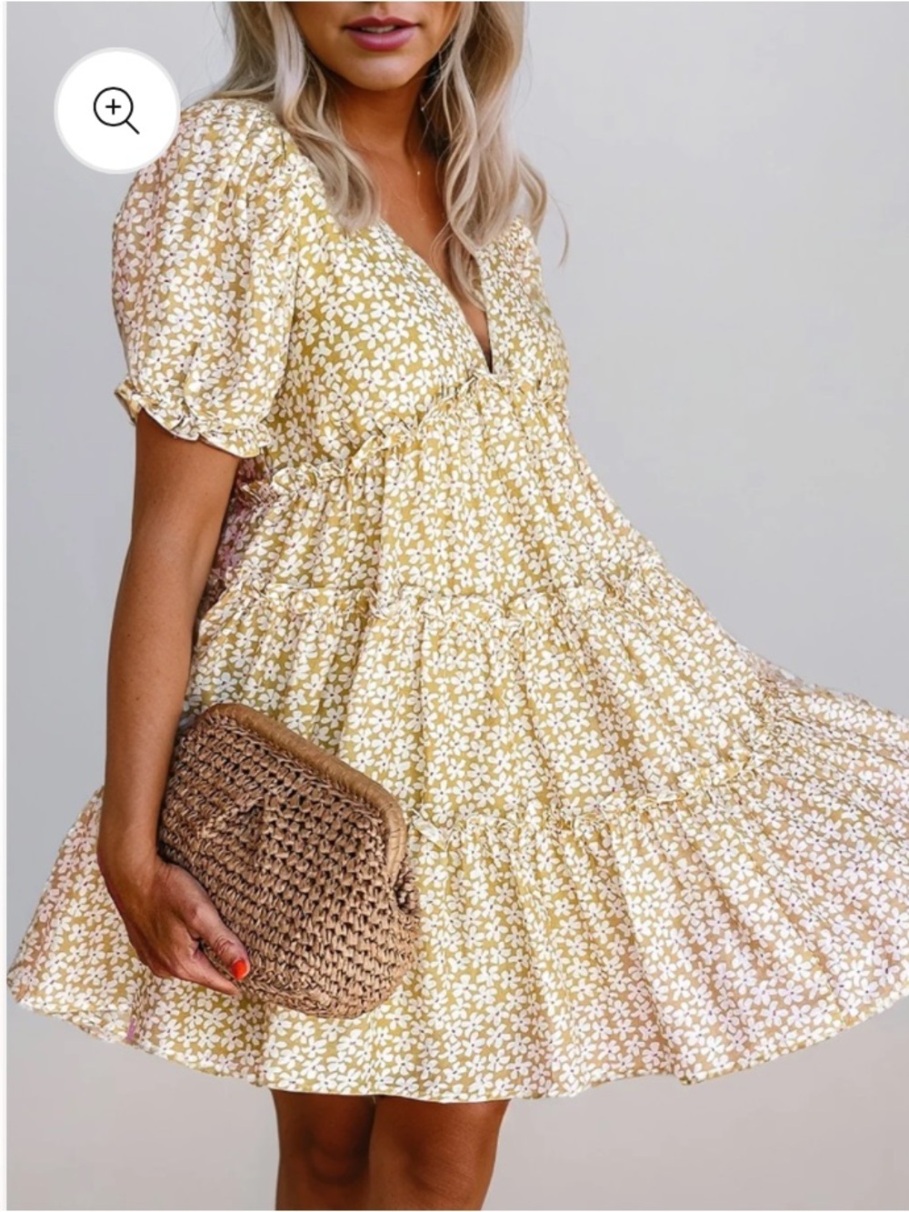 Idem Ditto Floral Short Sleeve V Neck Frill
Tiered Mini Dress Size S